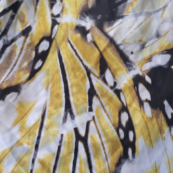 Top - Picture 3 of 4